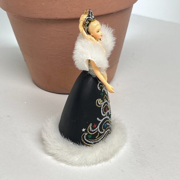 Hallmark Keepsake Celebration Barbie Ornament Special Edition 2009 - Picture 6 of 7